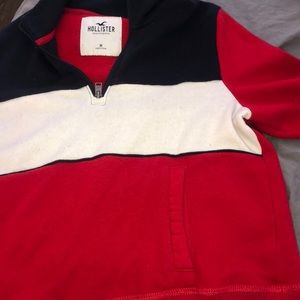Striped crew neck! Size M